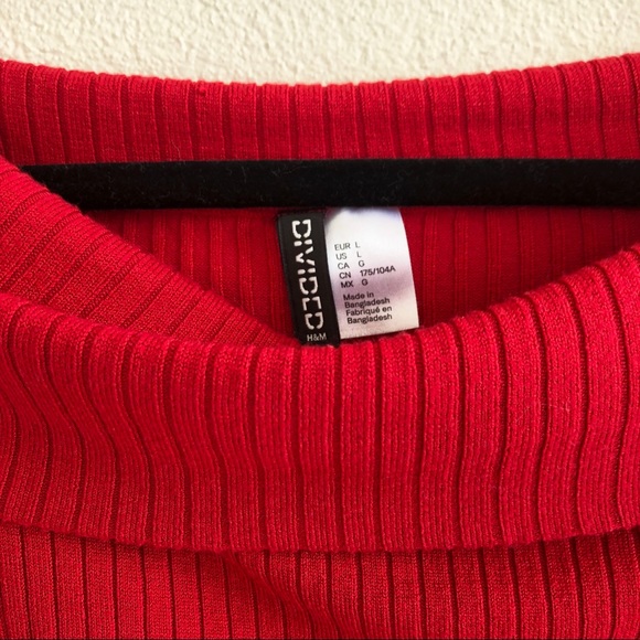 H&M Divided Off Shoulder Ribbed Top - Picture 4 of 4